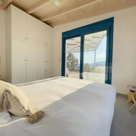 Zidanos Luxurious Sea Front Marandokhórion