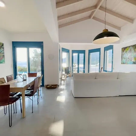 Zidanos Luxurious Sea Front * Marandokhórion