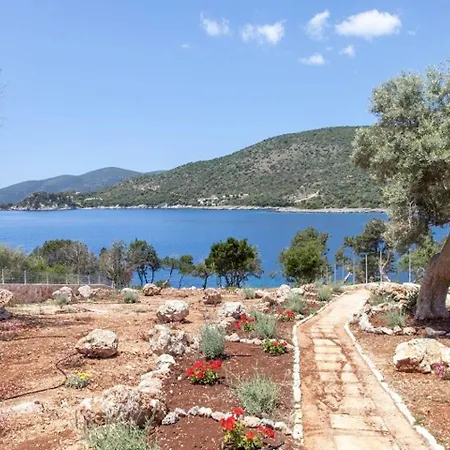 Zidanos Luxurious Sea Front Marandokhórion